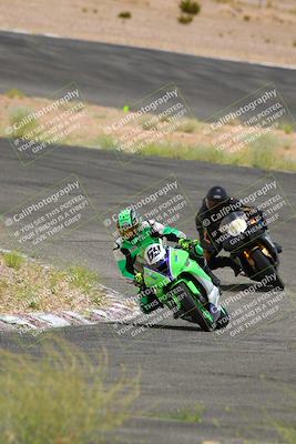 media/Jun-04-2022-WERA (Sat) [[b852bbbd55]]/Race 4 C Superbike Expert Novice/